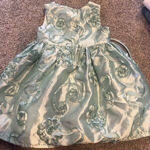 Toddle girl dress - size 3